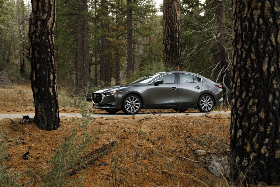  Mazda3 Sedan 2019 года  (NA) (фото 41 из 58)